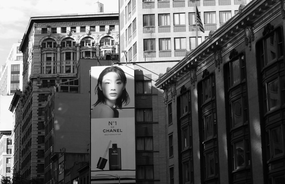behind the scenes advertising campaign